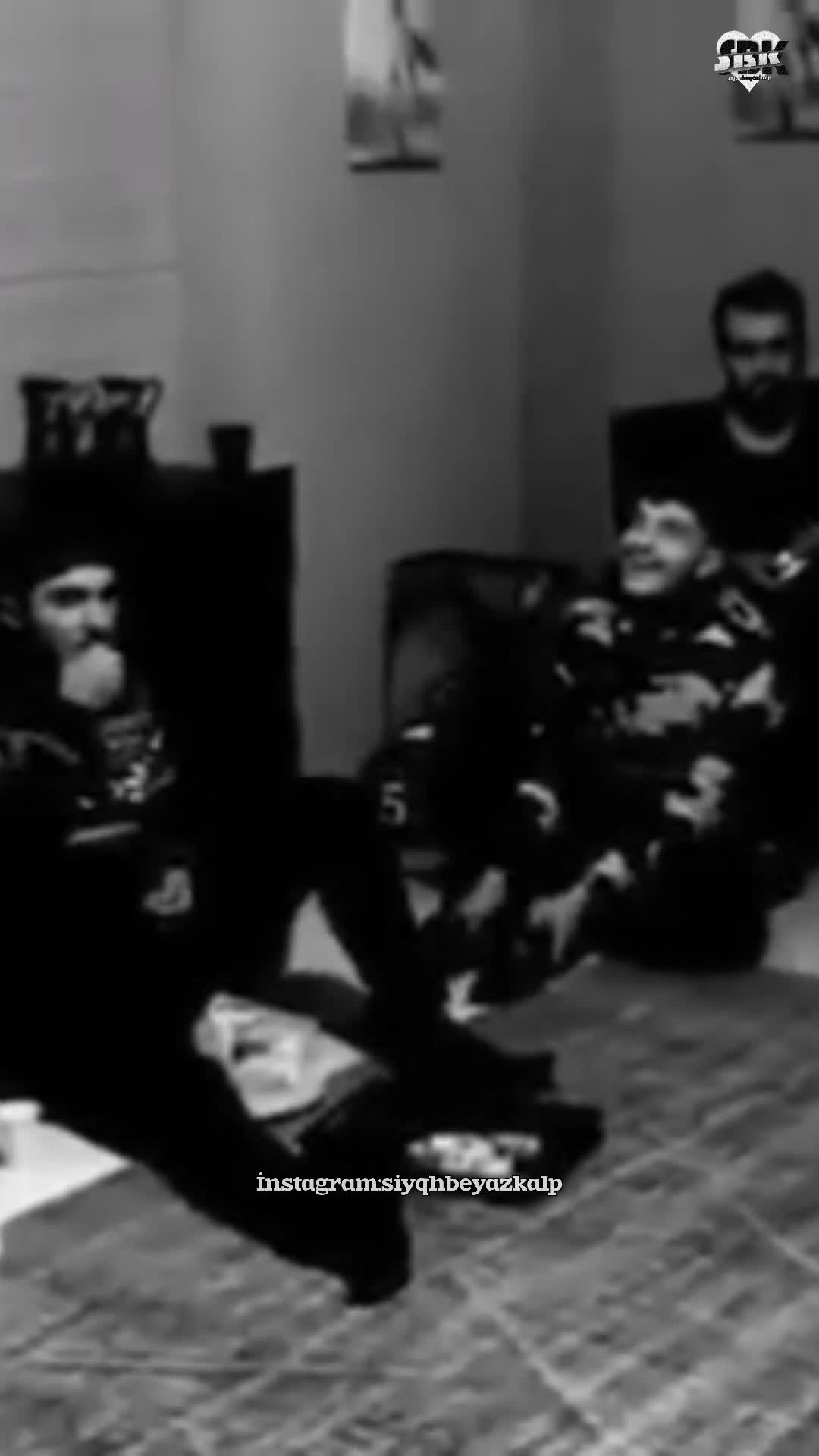 @Siyahbeyazkalp