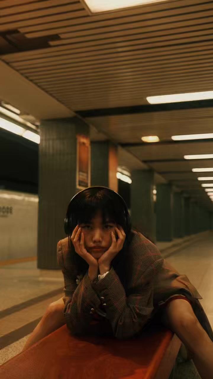 @De