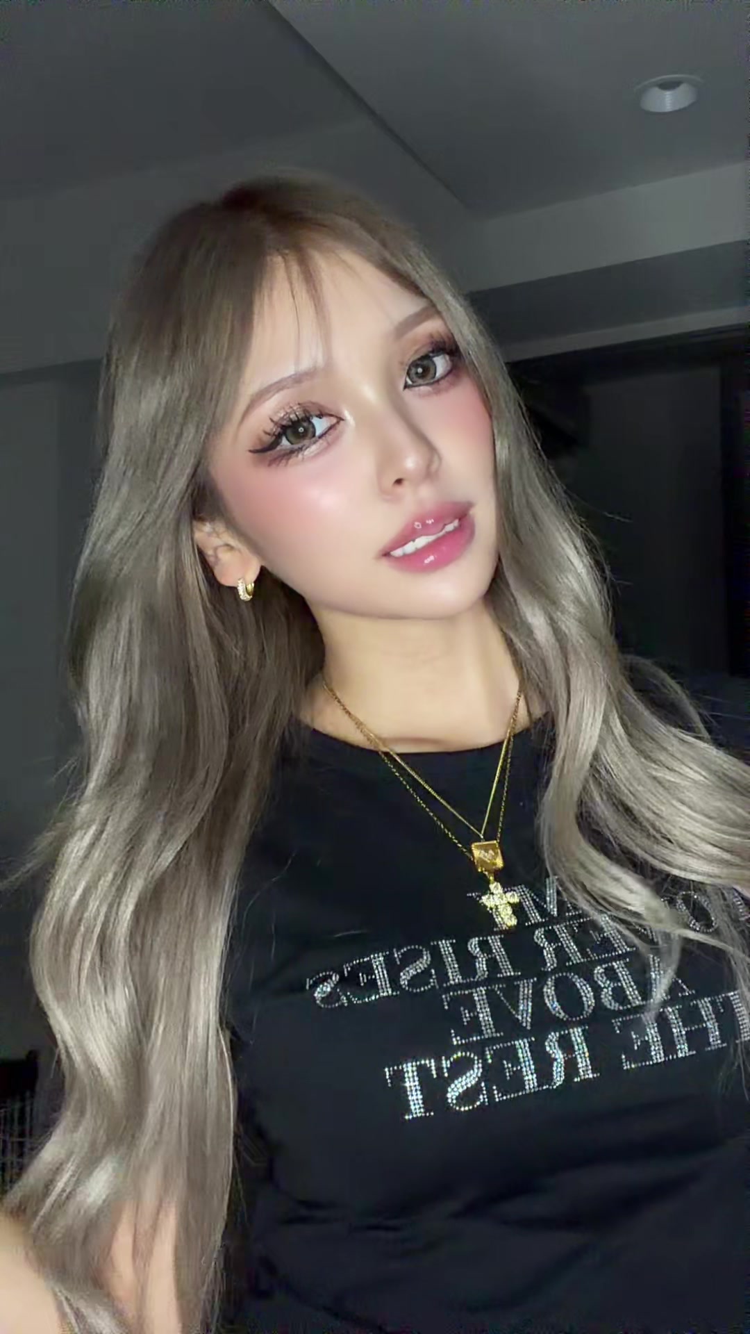 @マユ