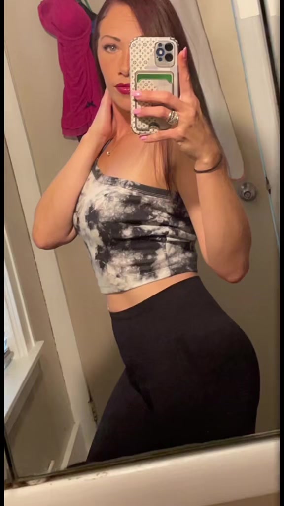 @Mandy 🇨🇦