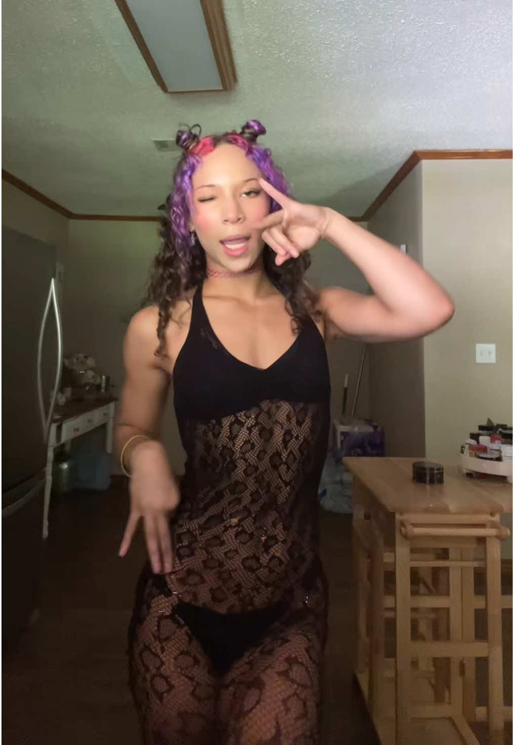 @tightyungbaby