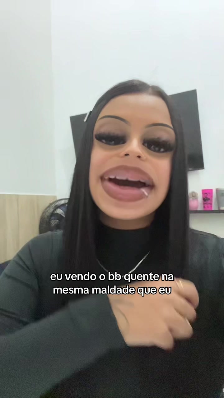 @𝐸🎀