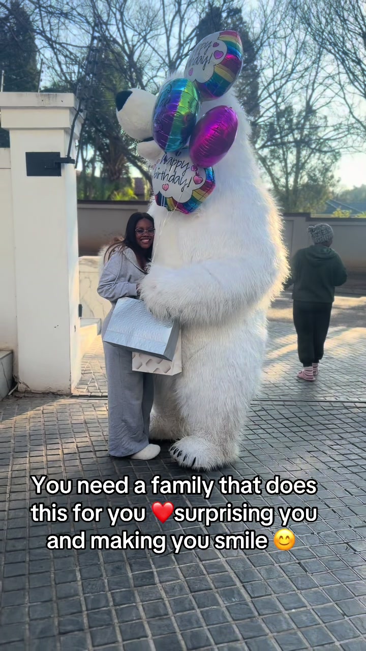 @dancingmascotssa