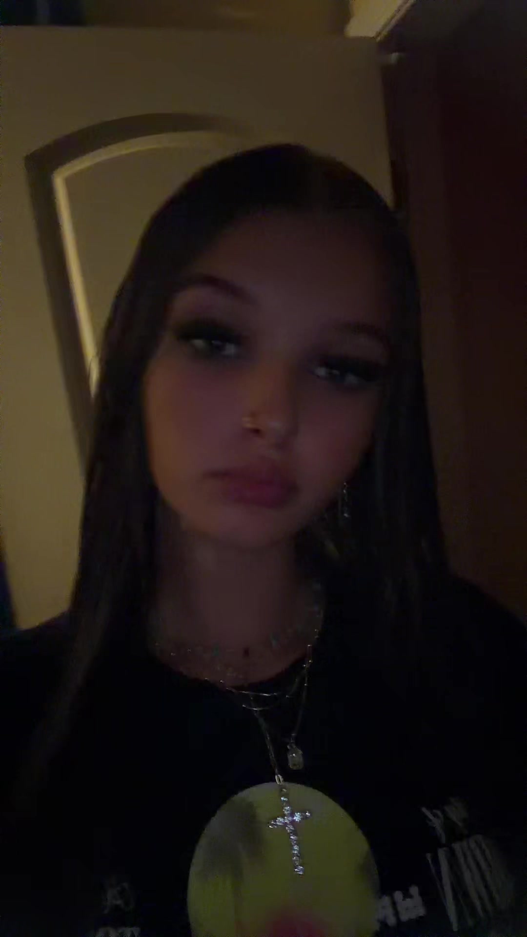 @𝓐 𝓿 𝓪 🦋