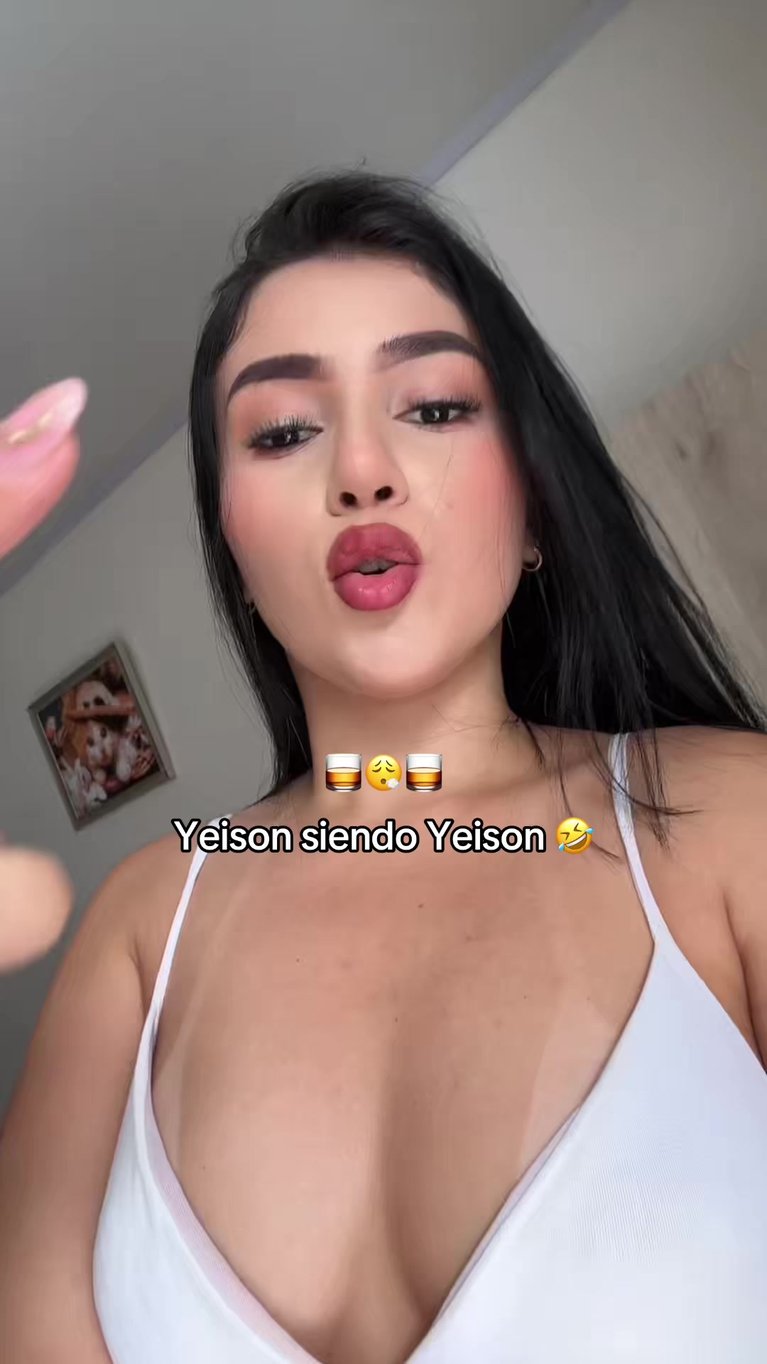 @Andrea Alegrias