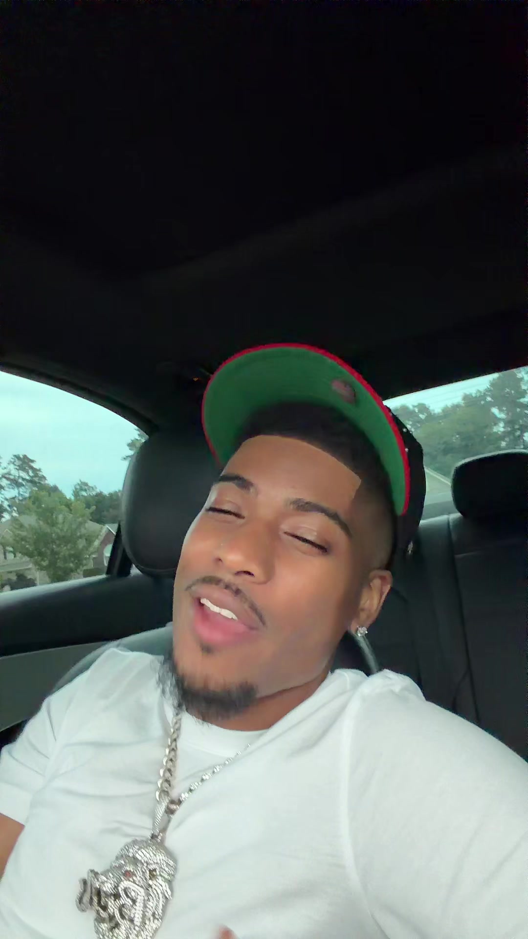 @TRAYMFNBILLS