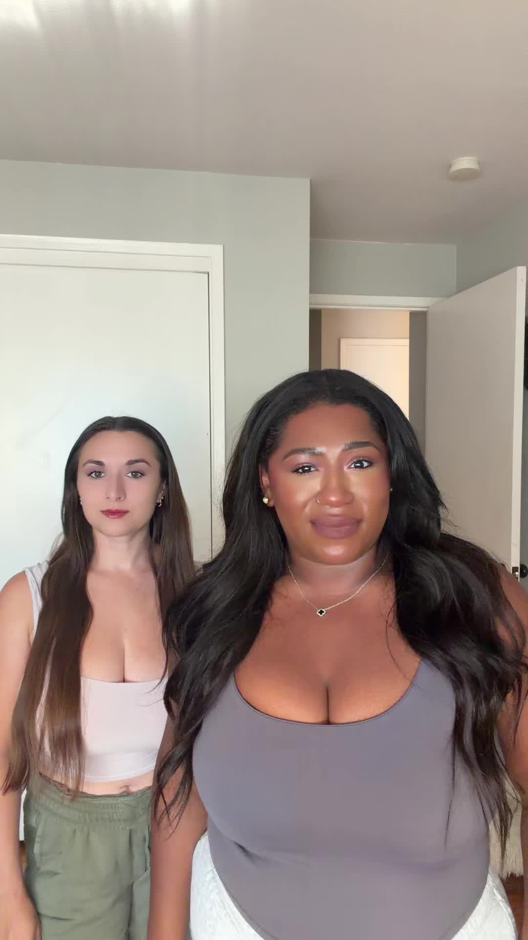 @big boob besties