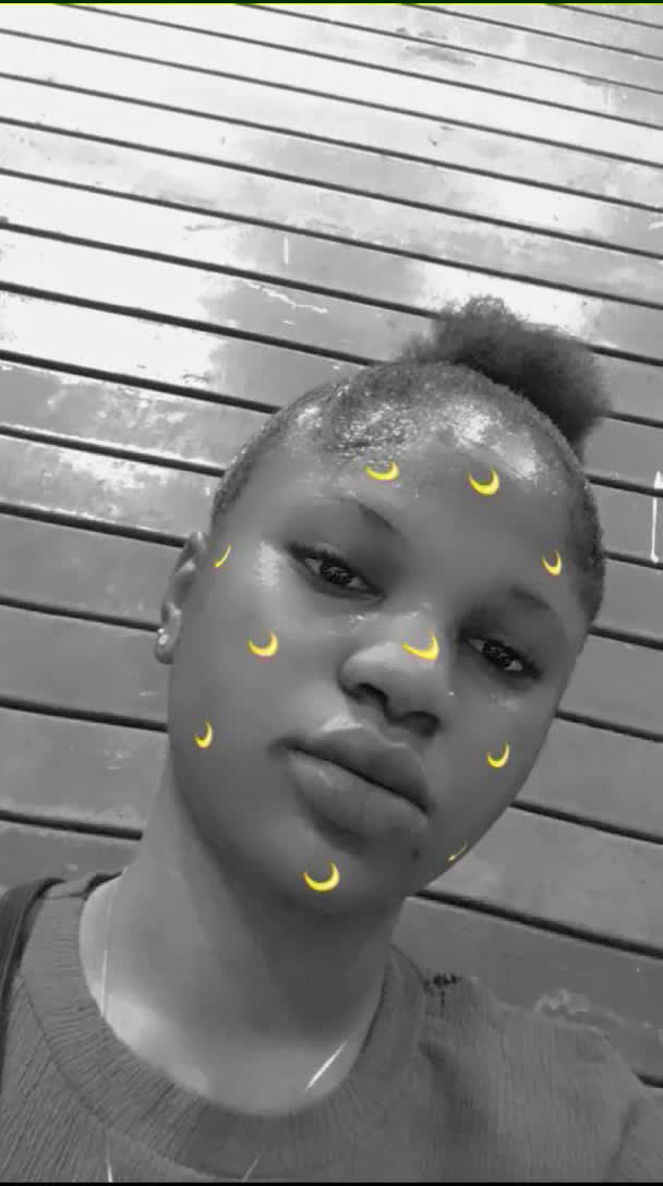@LOnely girl😔💔