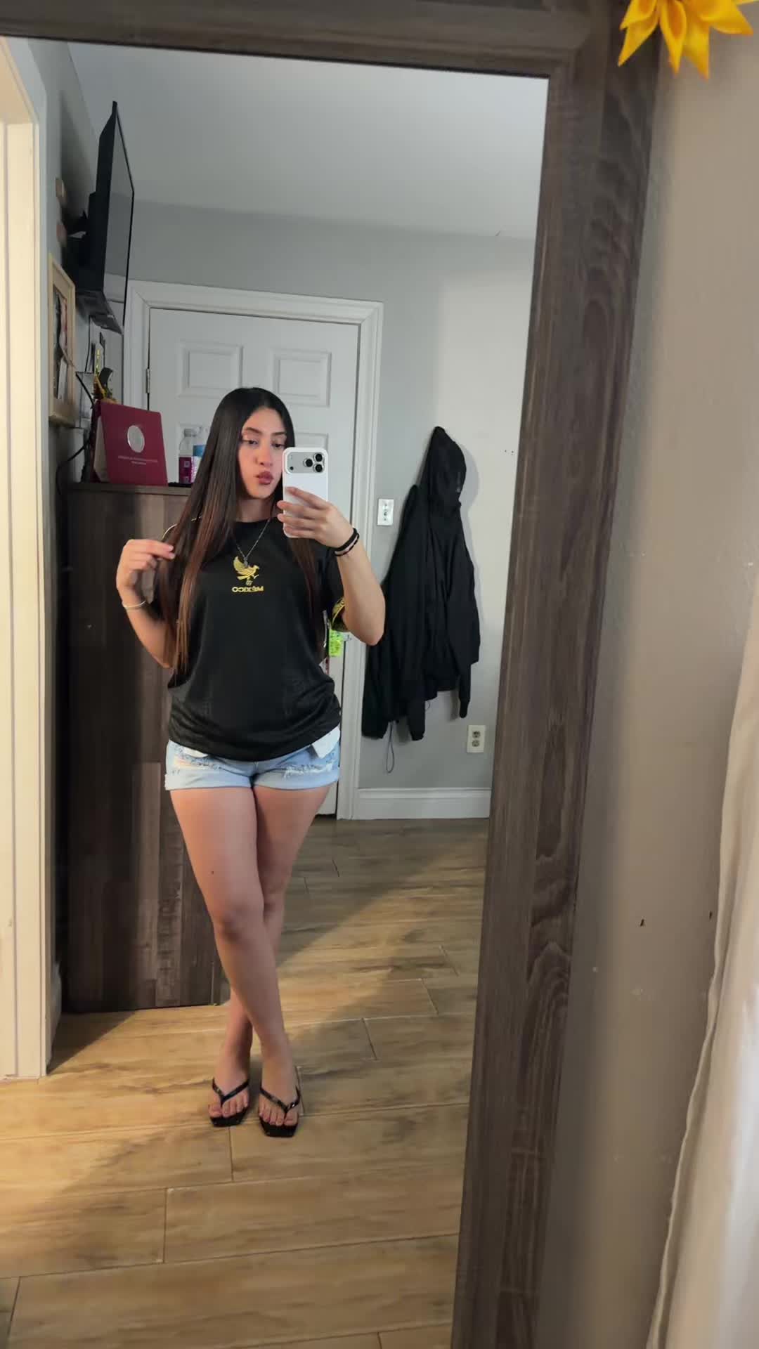 @️
