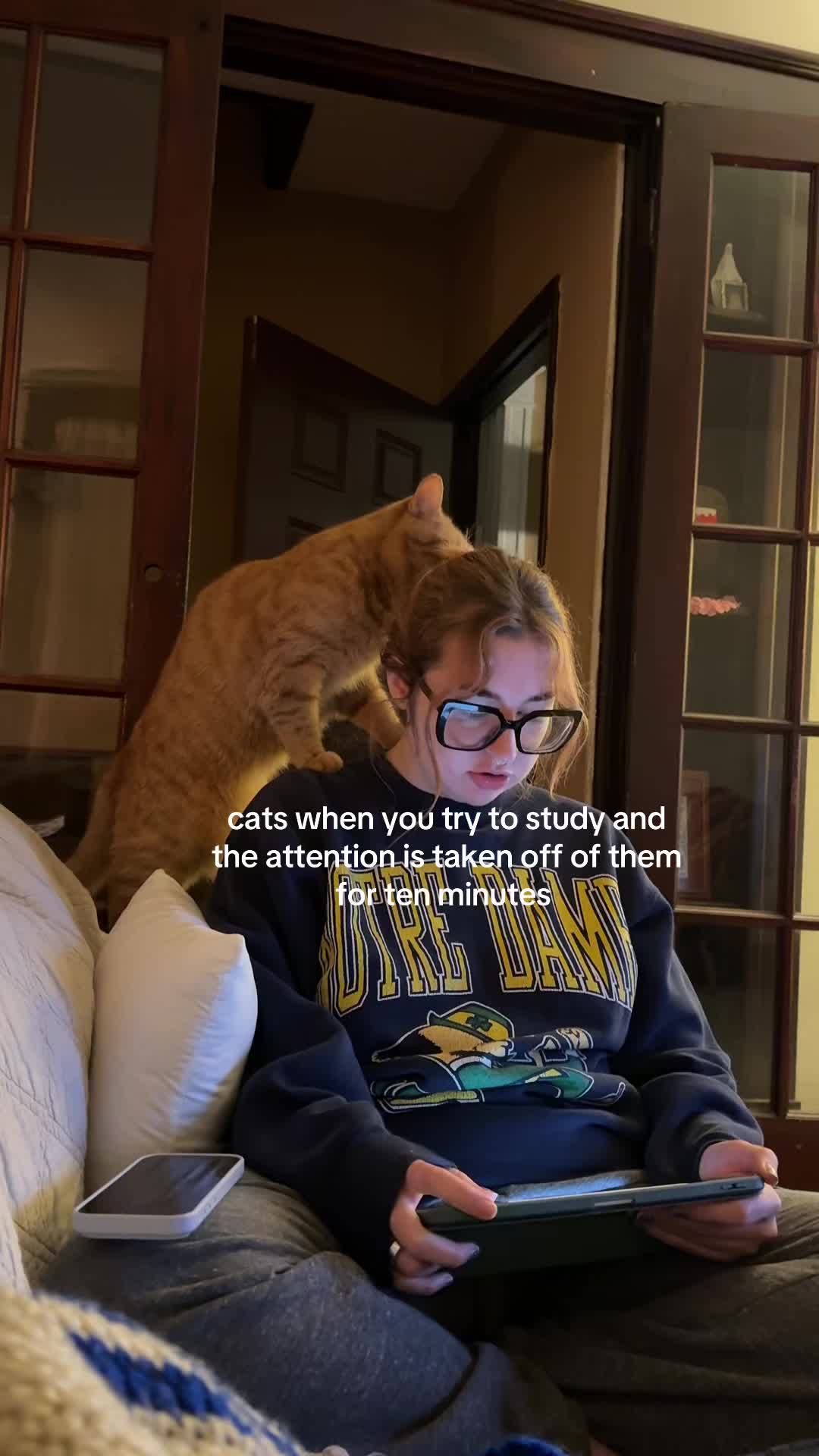 @caroline