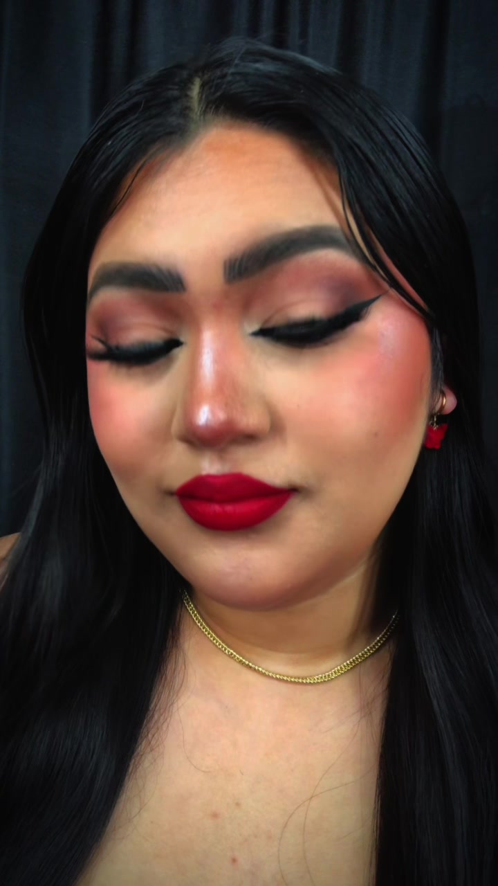 @Beauty by Analy