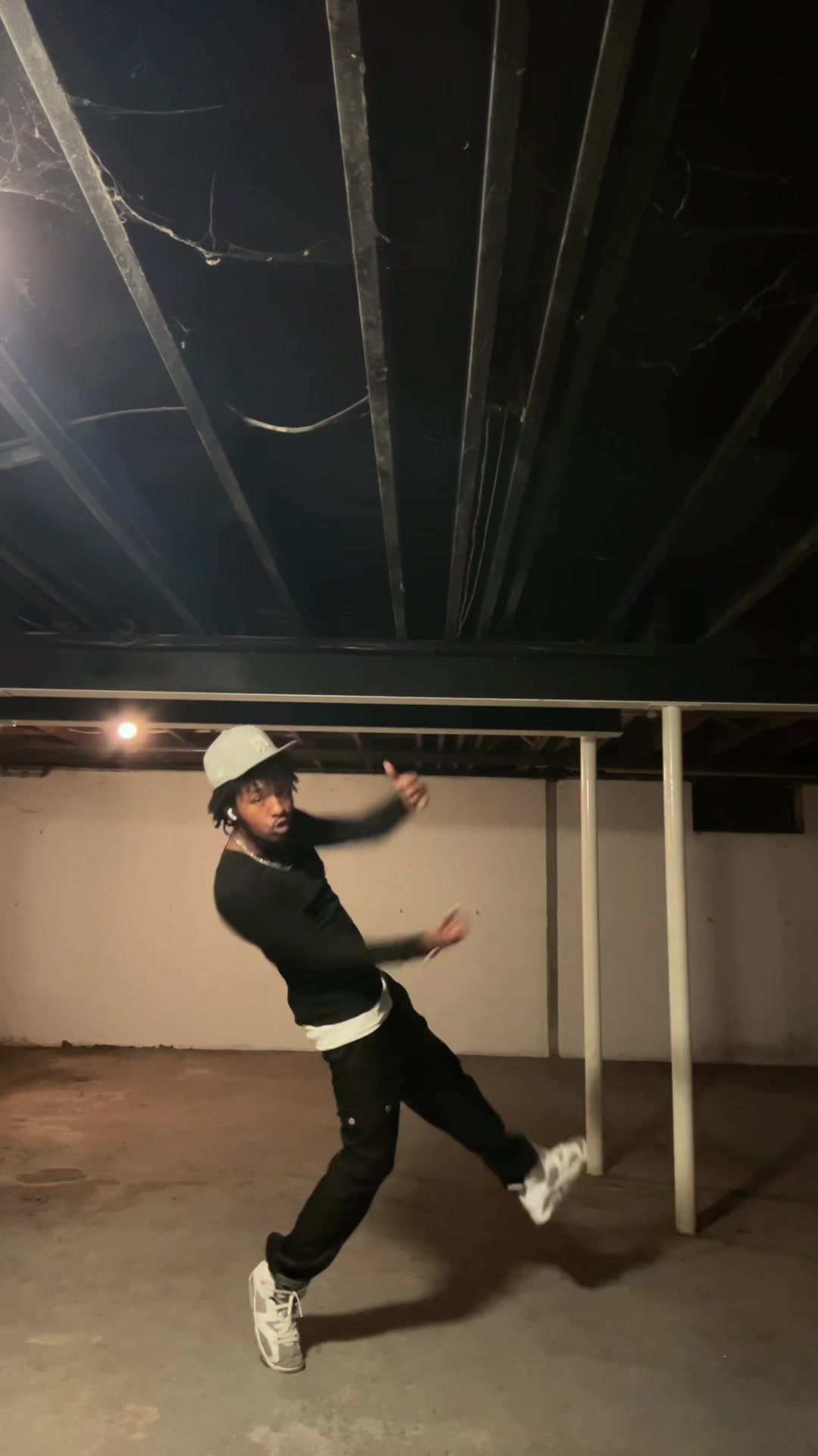 @Money Means Go🇹🇹🕷️
