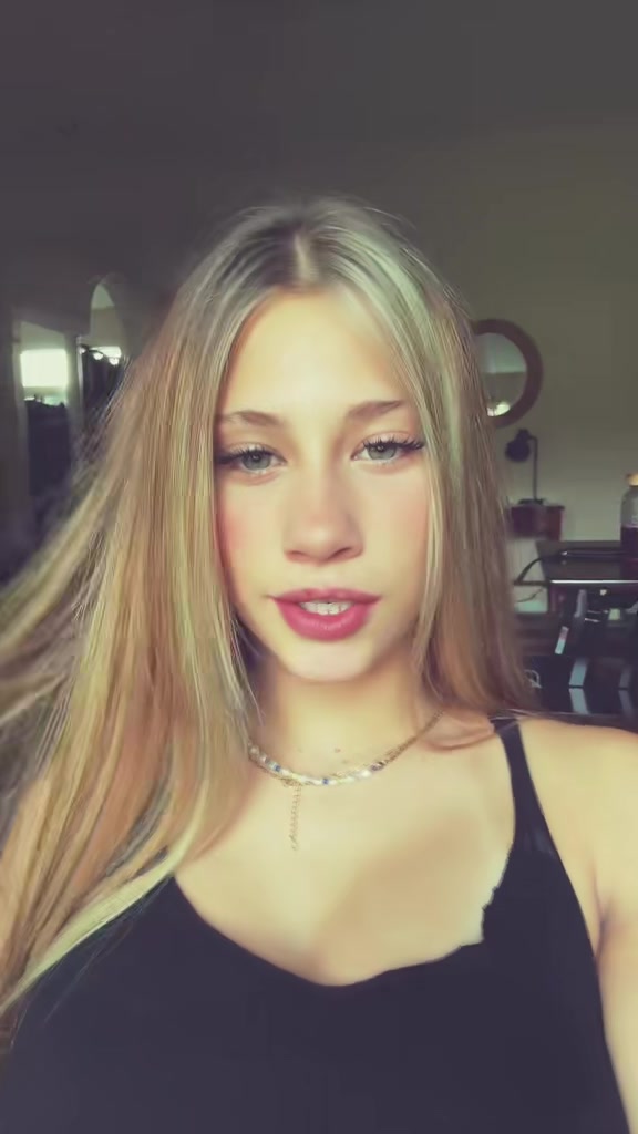 @jussscharlei