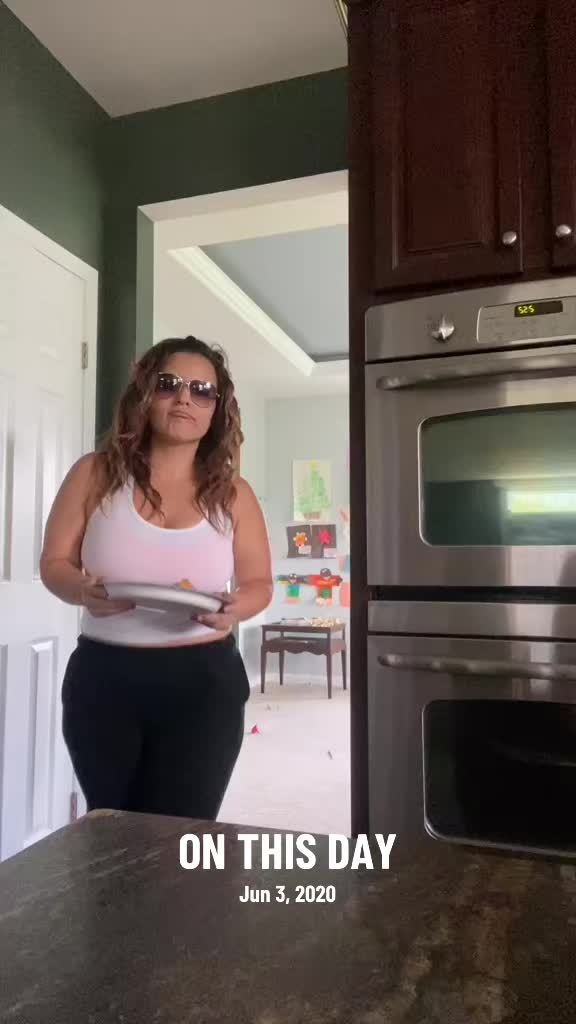 @Cherr.Bearr22