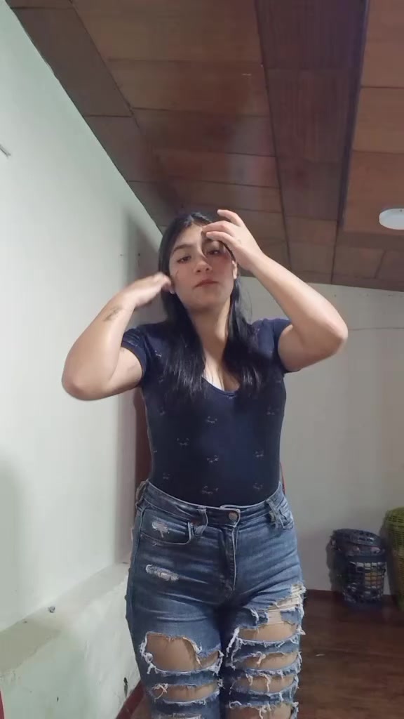 @Vivianaa_11🖤