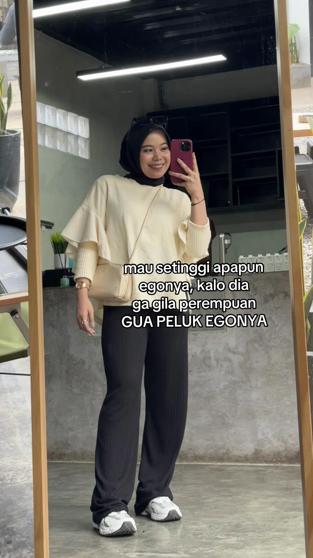 @indah || ig : indaahputri__
