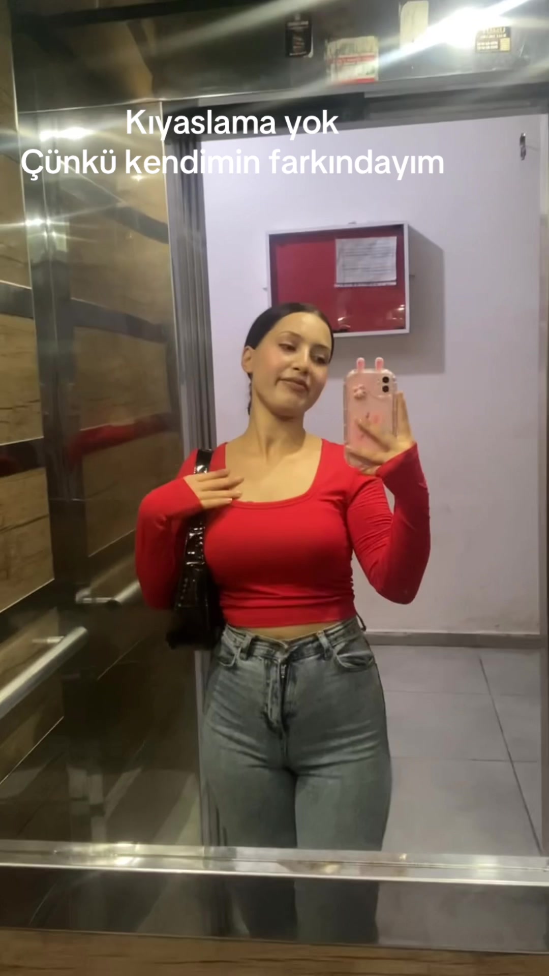 @B&uuml;şra Soylu