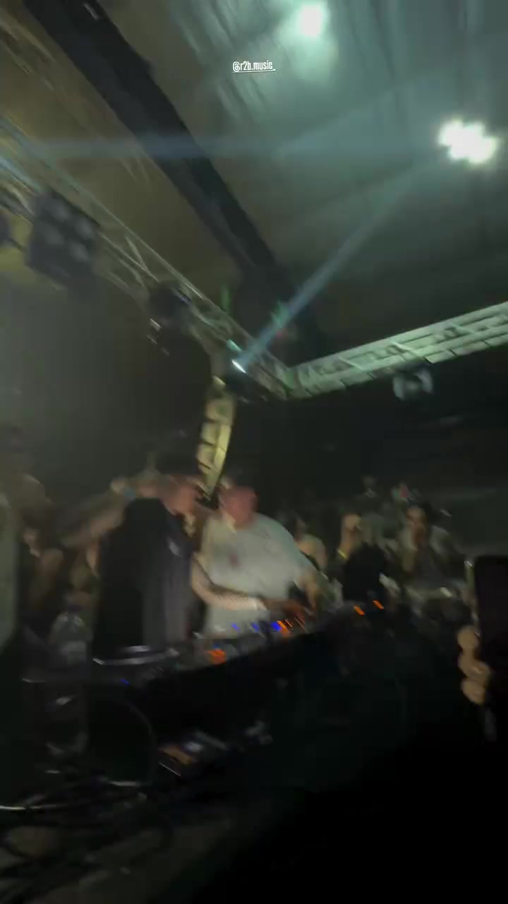 @R2B