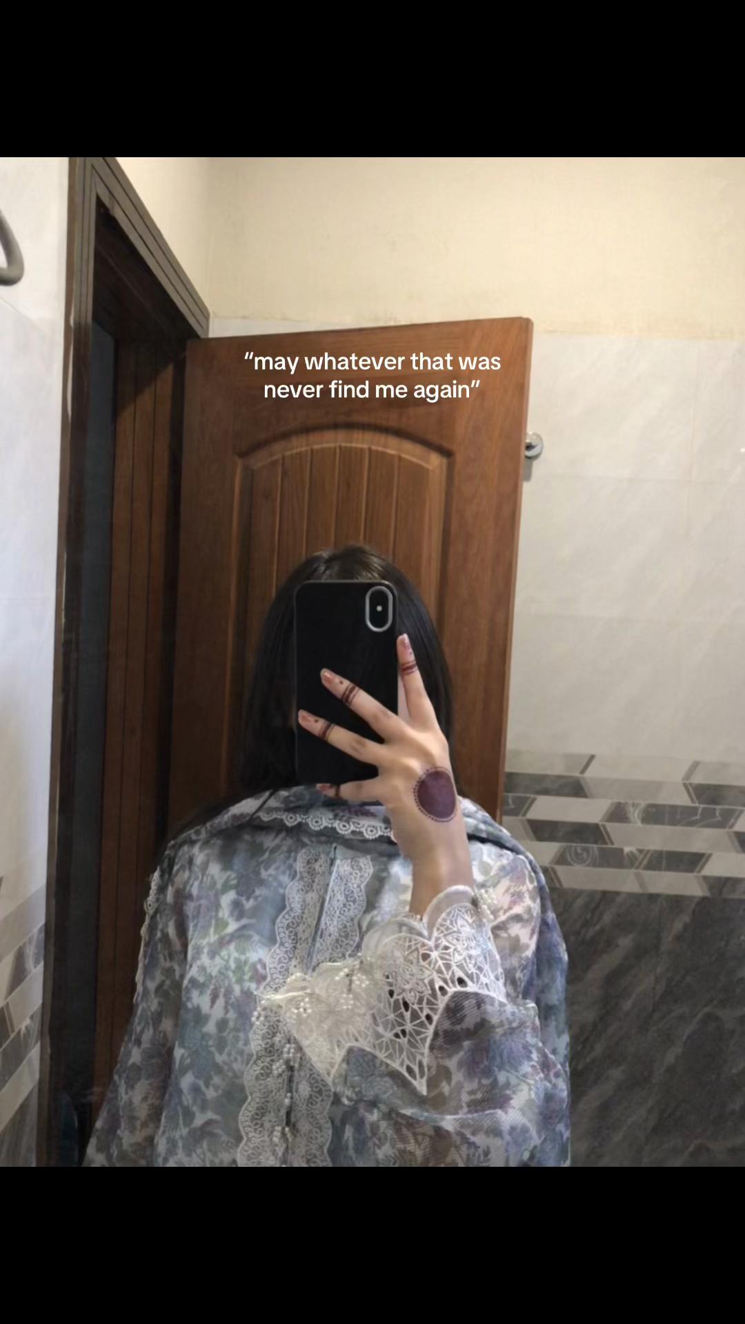 @️