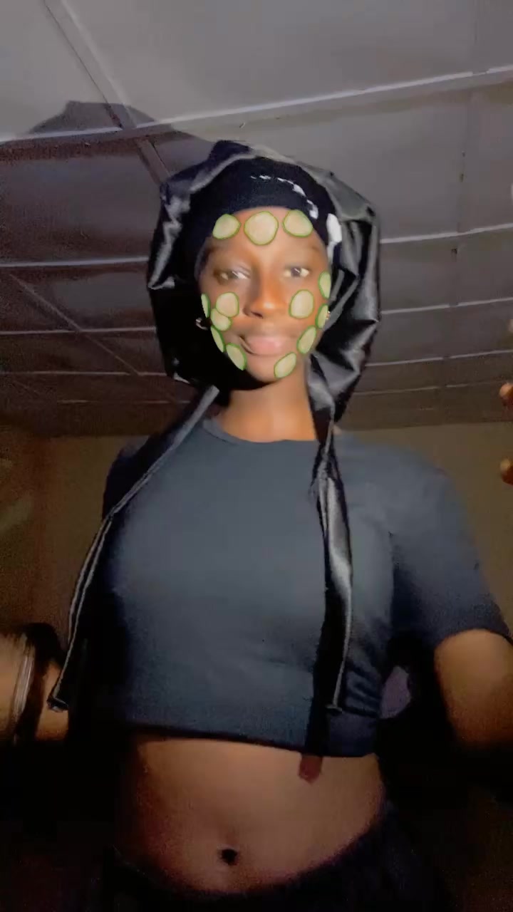 @miss.Barry 184 🇬🇳