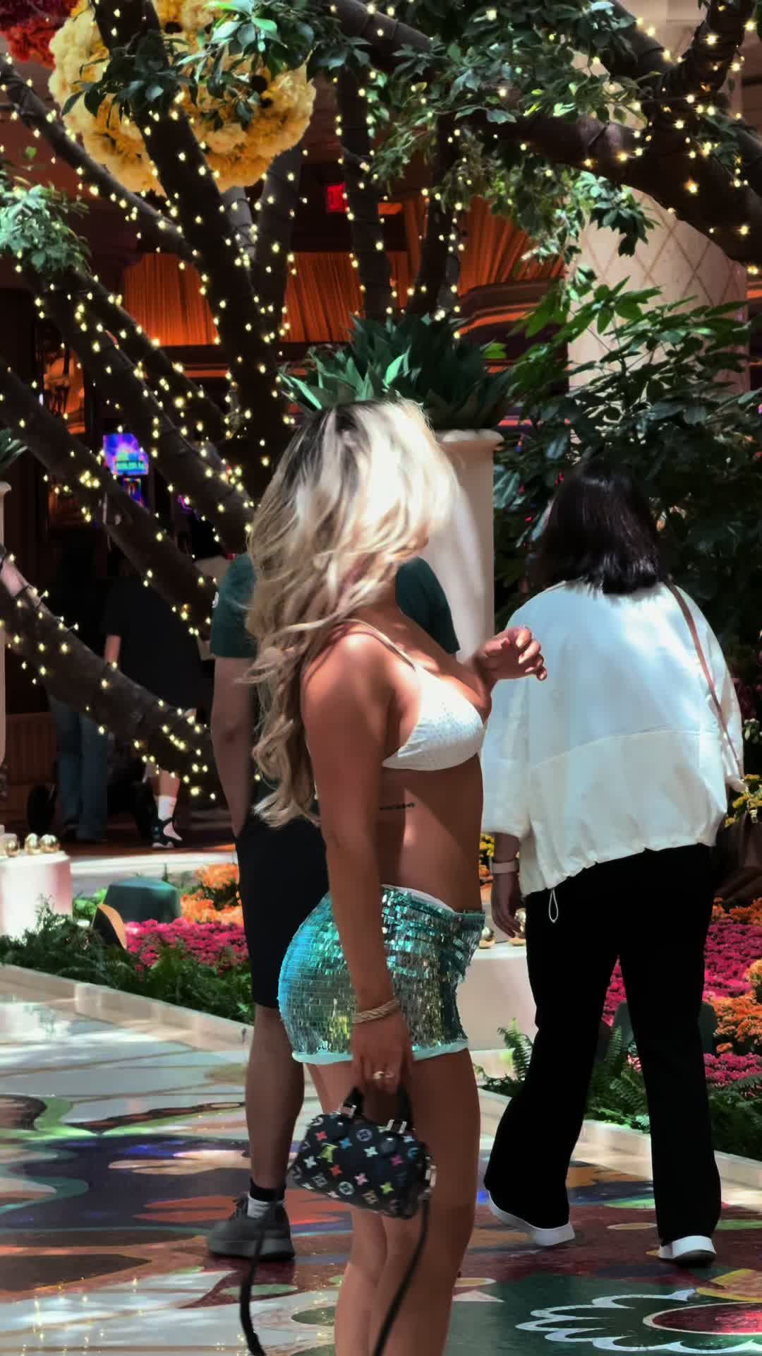 @Bri 💫✨🪩