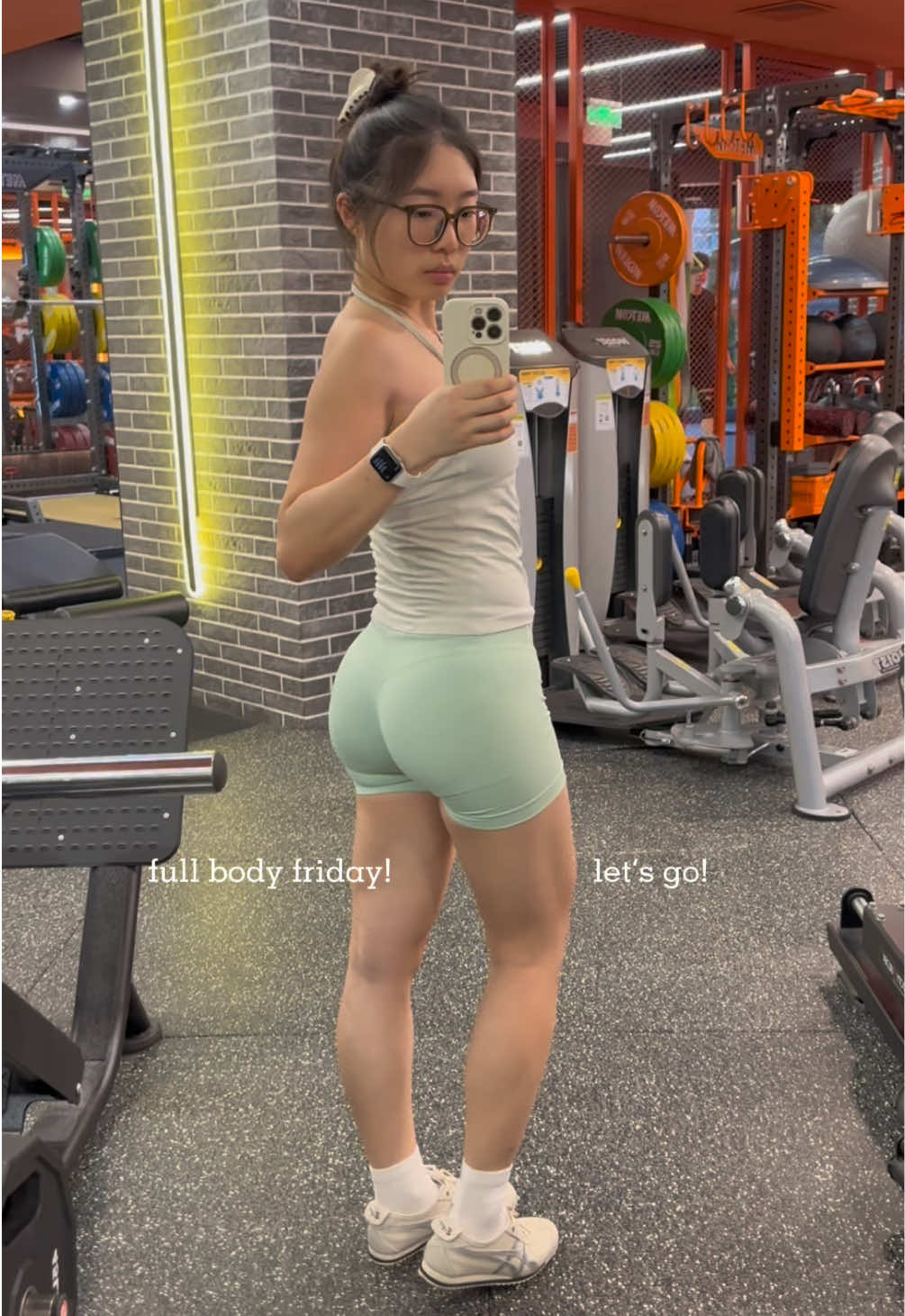 @nicola ✿ sporty baddie