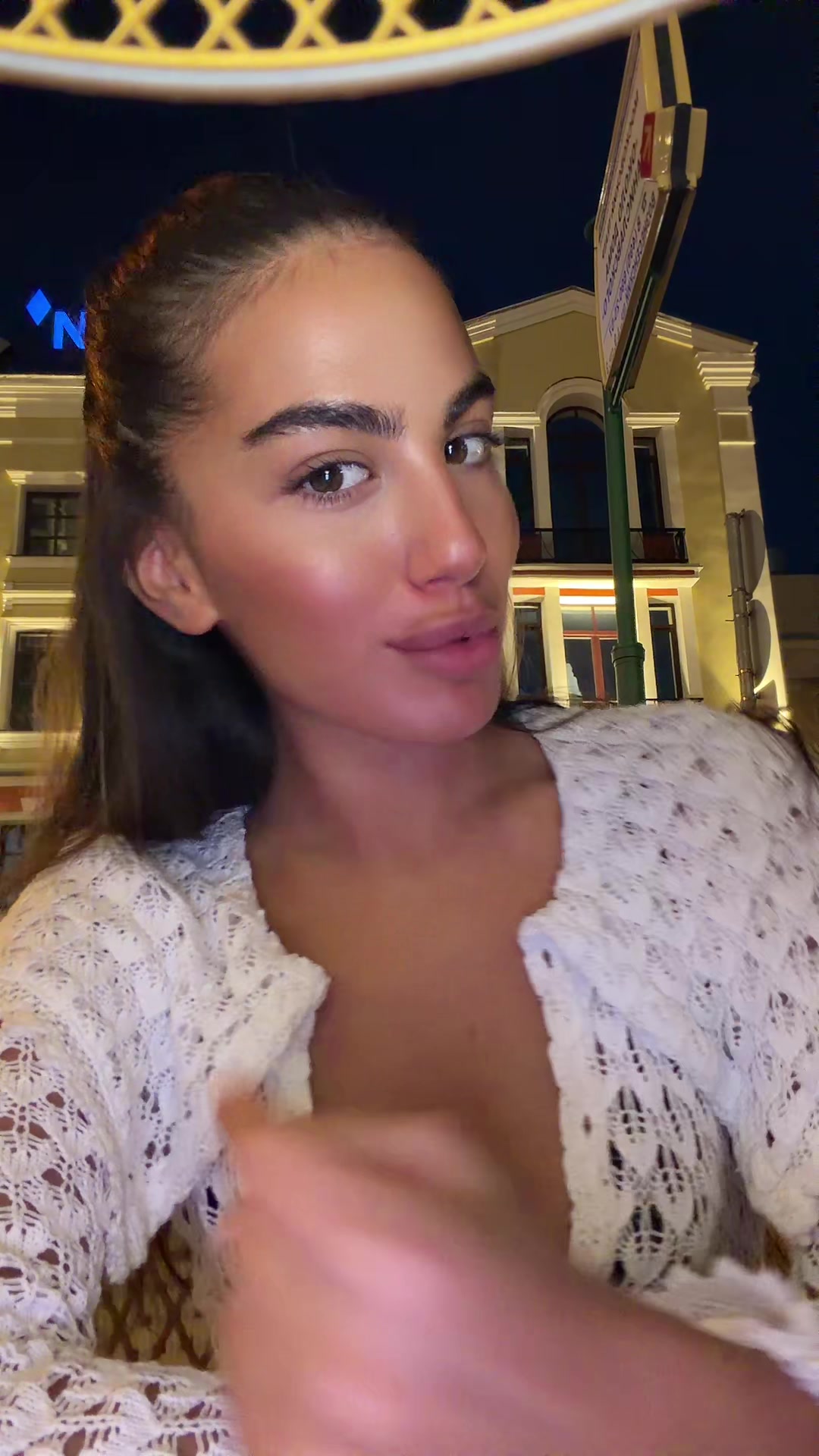 @Asýa