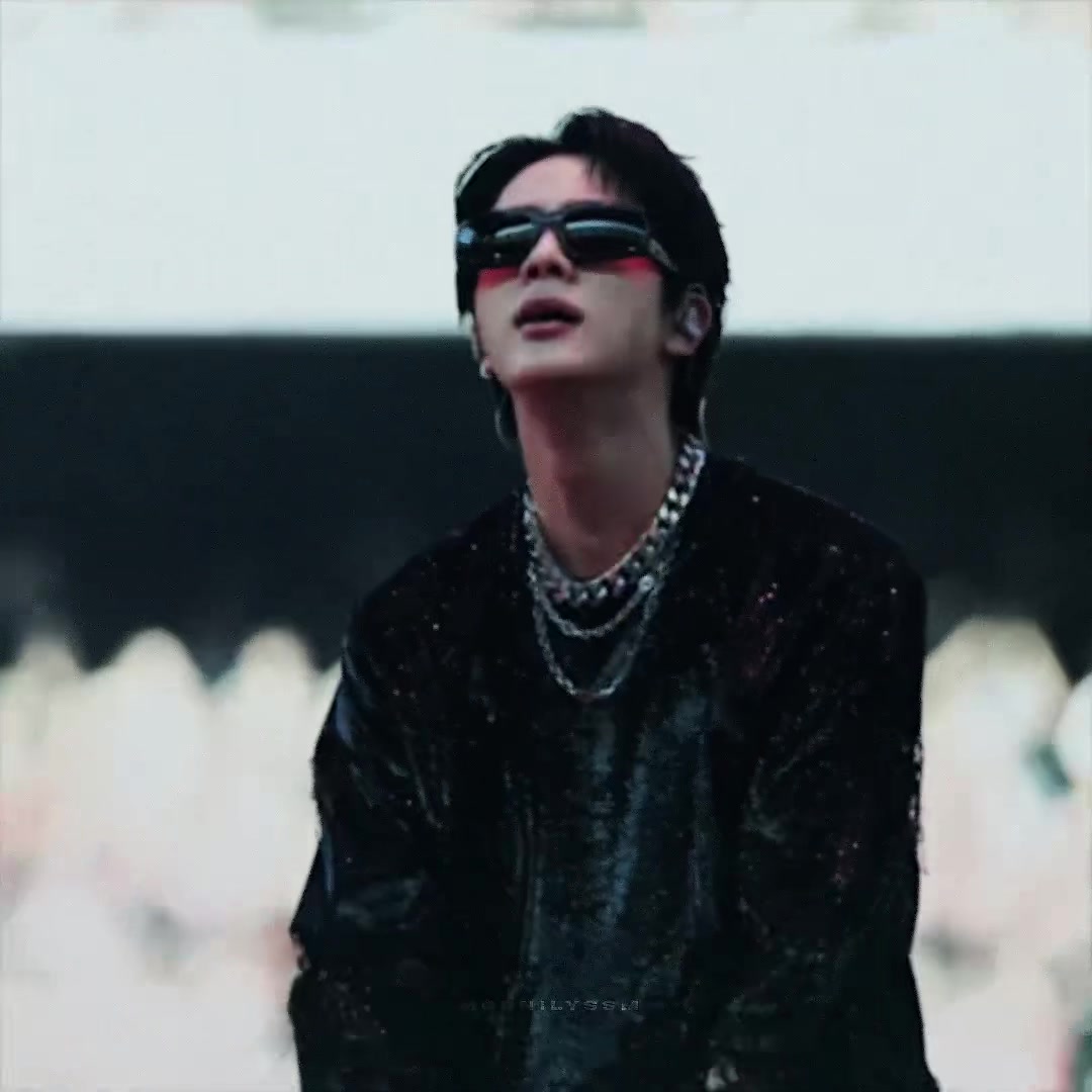 @โก is seeing bts โก
