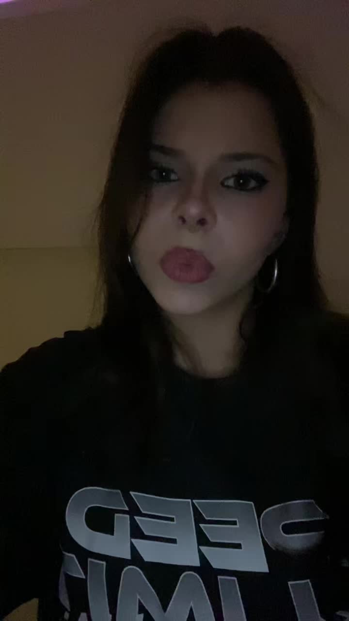 @𝓐𝓵𝓲𝓬𝓮&lsquo;♚