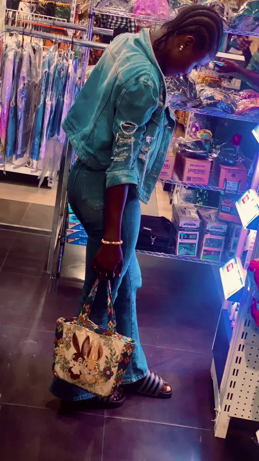 @Bella🦋❤️