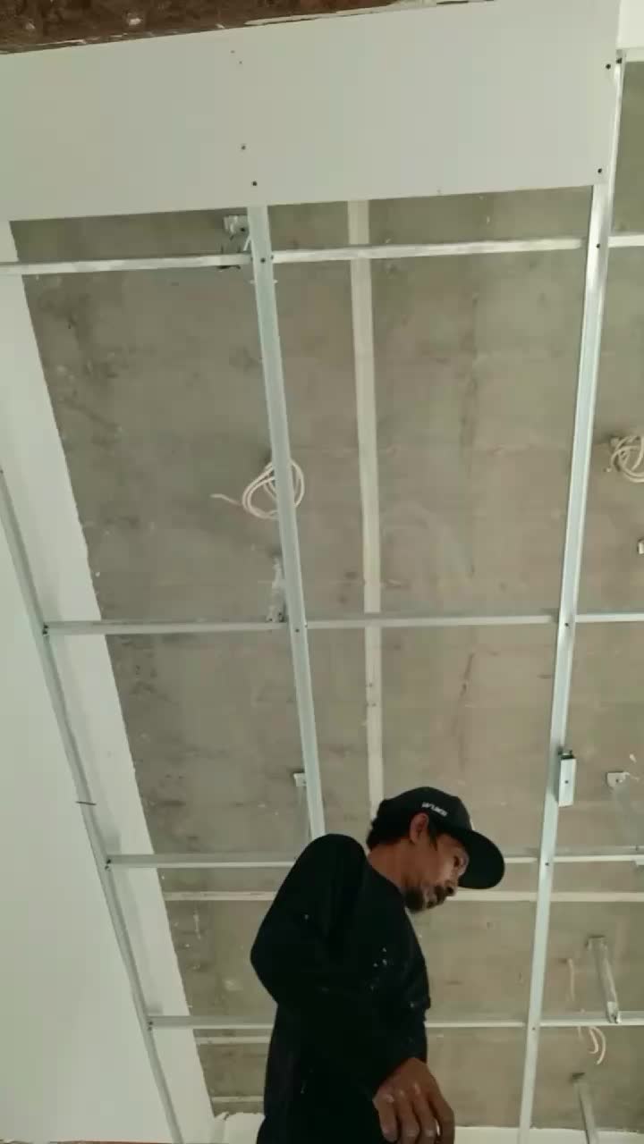 @Gombey