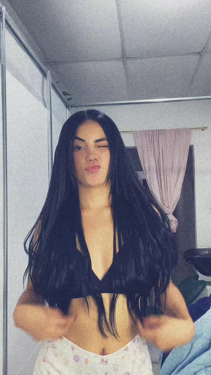 @Nicol2208