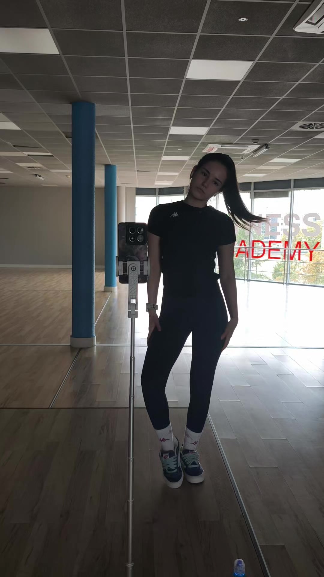 @aniix 🖤