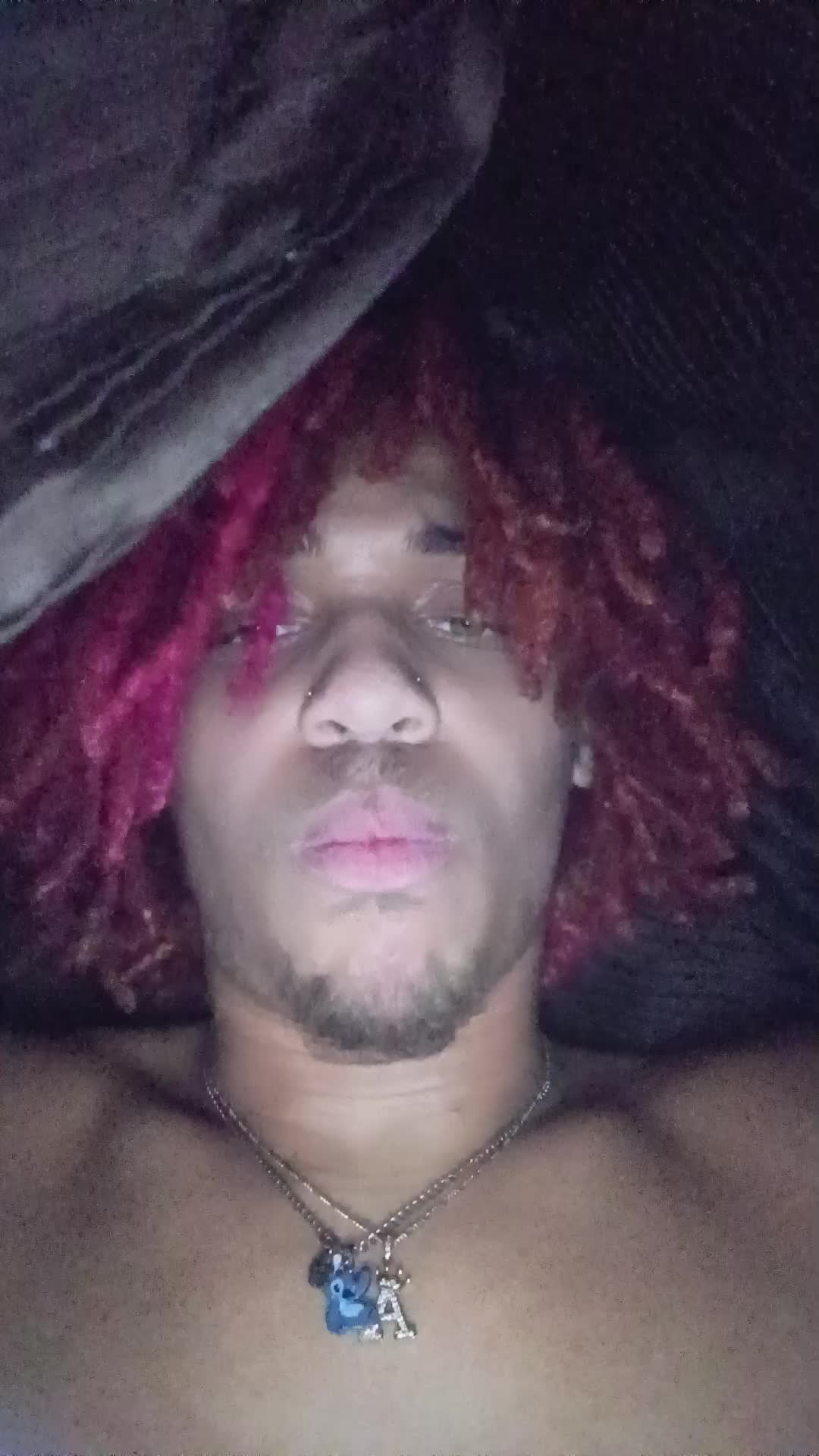 @👻