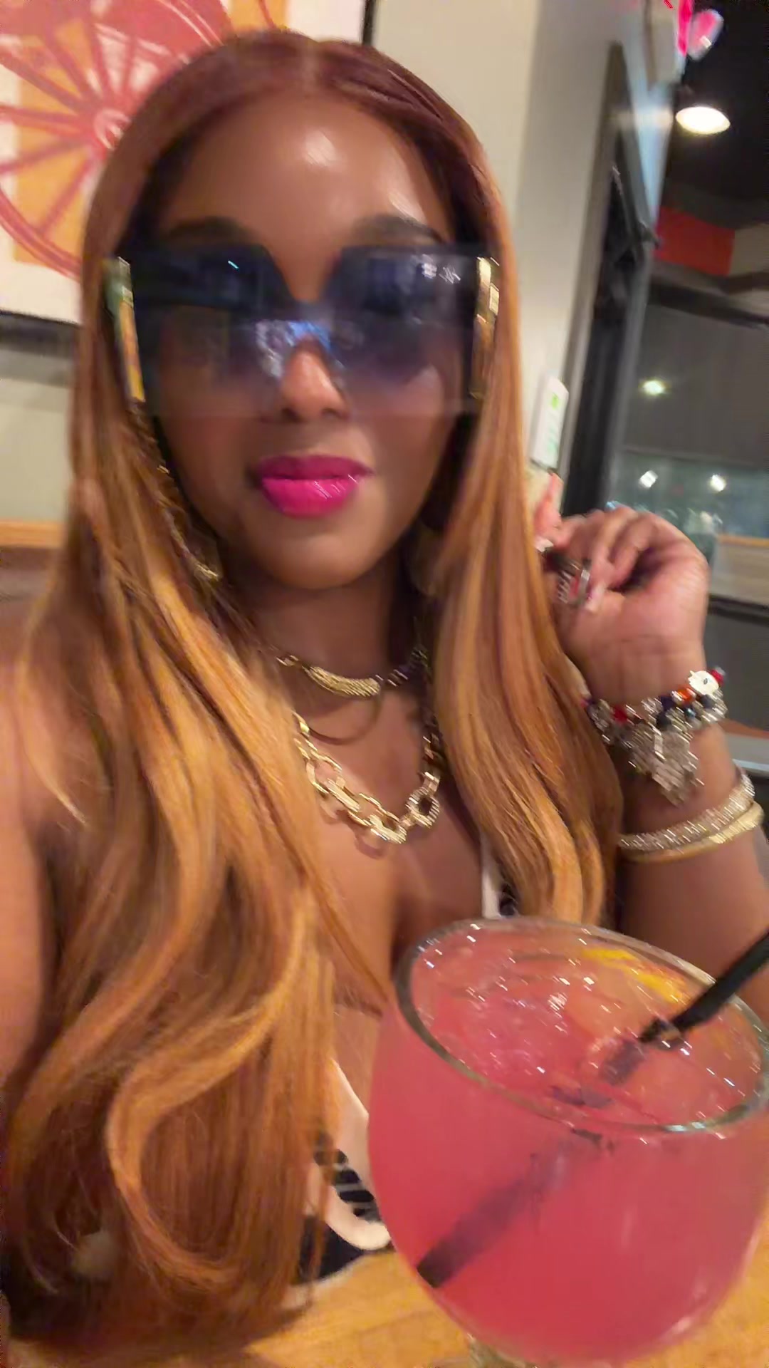 @Kay_Nikole1