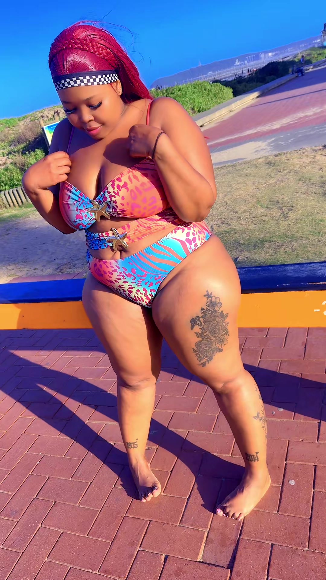 @Curvilicious 🥰F