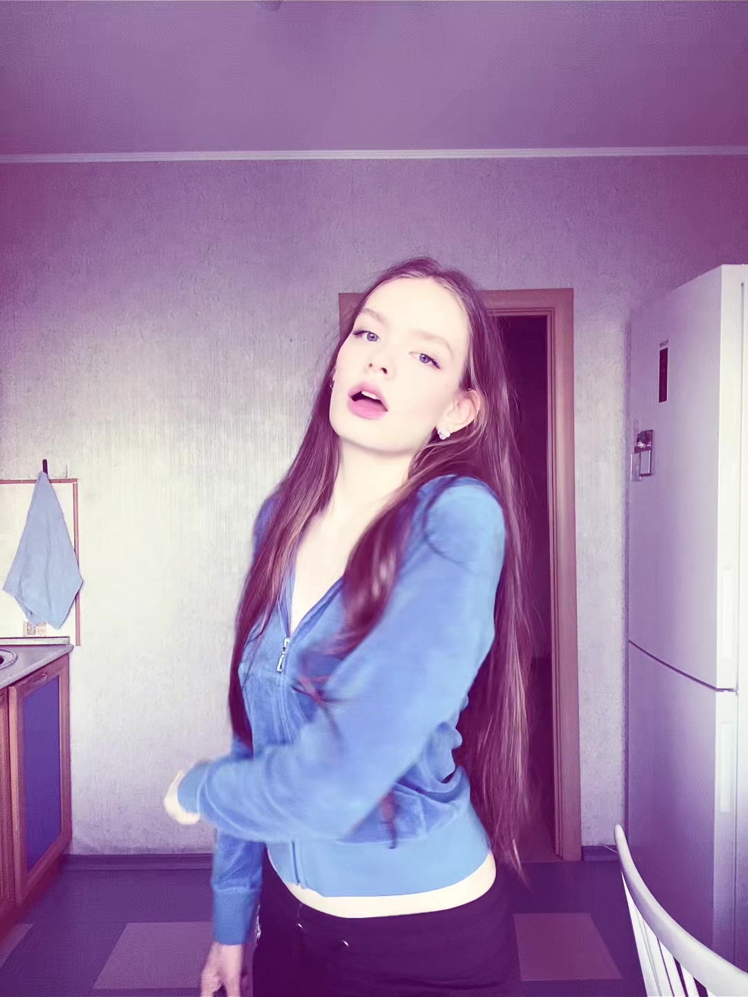 @юля