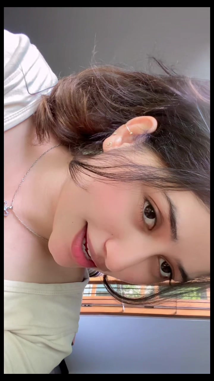 @✿❀_ANJU_ITHRA_ᥫᩣ