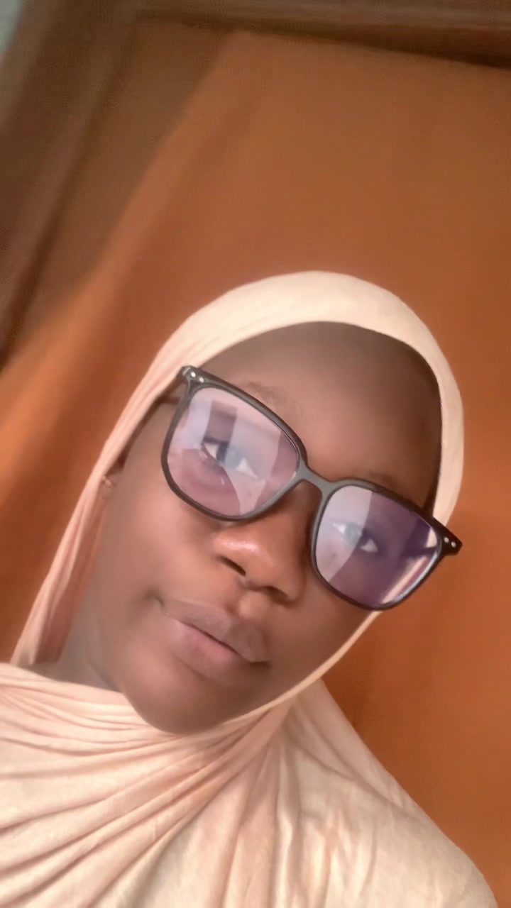 @Oyin