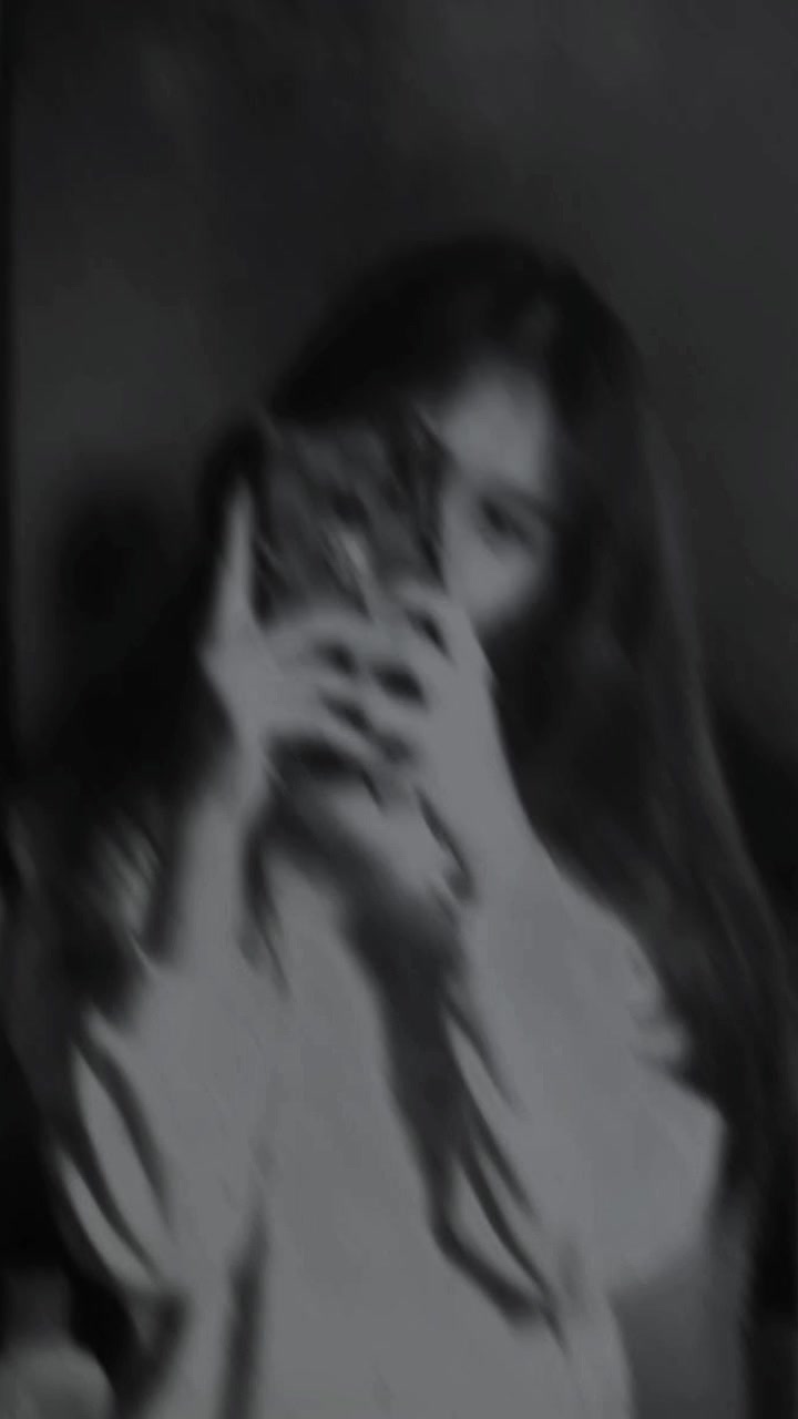 @꧁ℂ𝕣𝕒𝕫𝕪  ℚ𝕦𝕖𝕖𝕟꧂