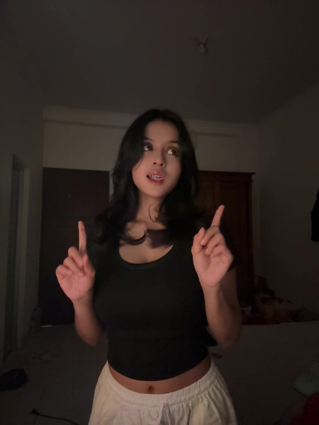 @zzneya