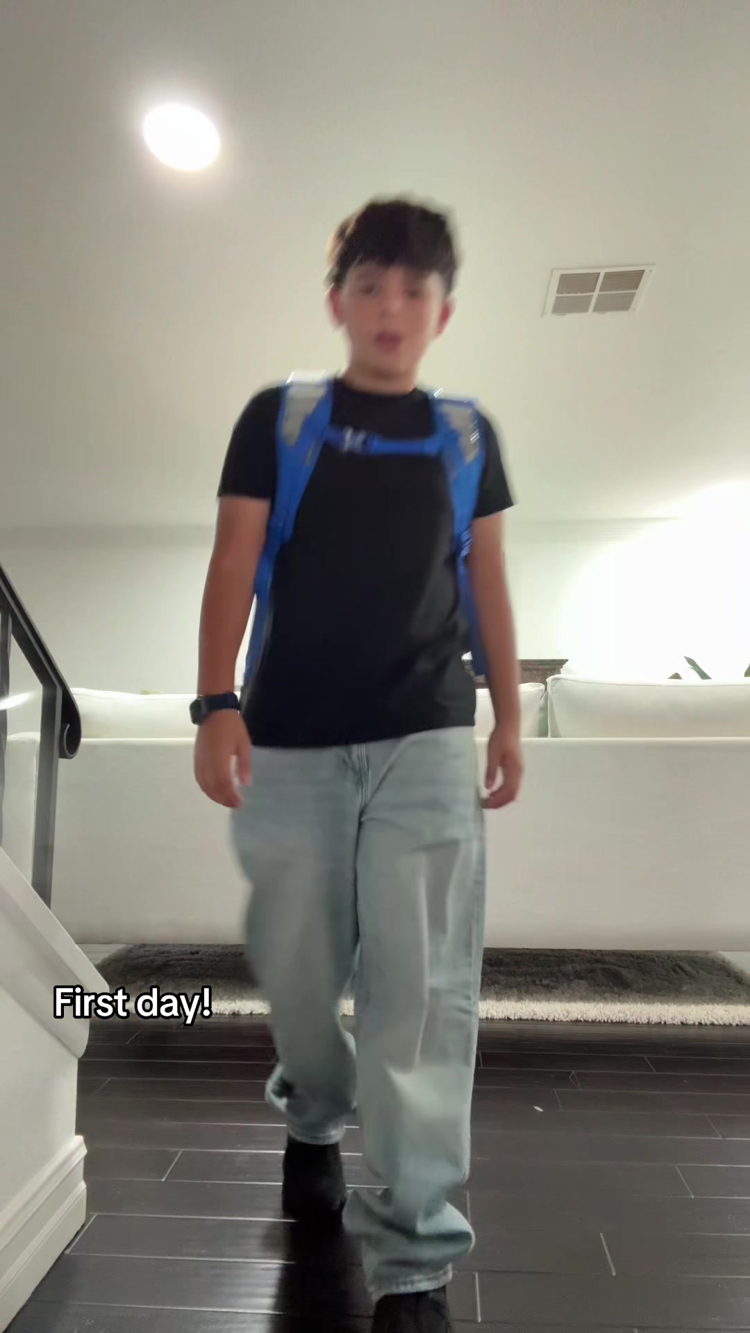 @j😖