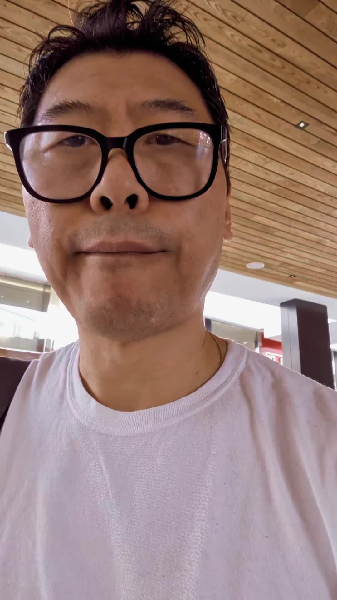 @UNIQGEEK