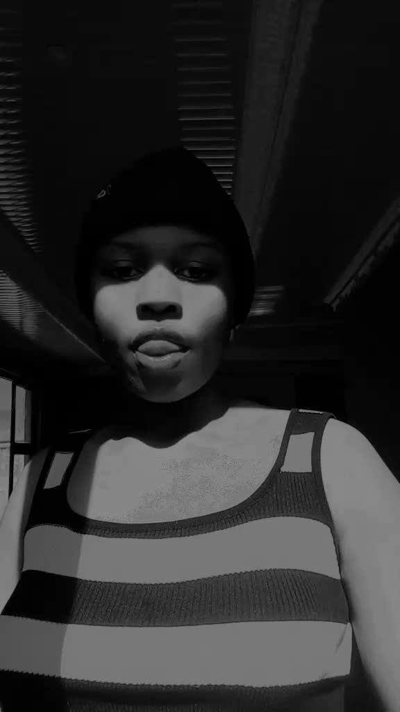 @Velinah m shongwe