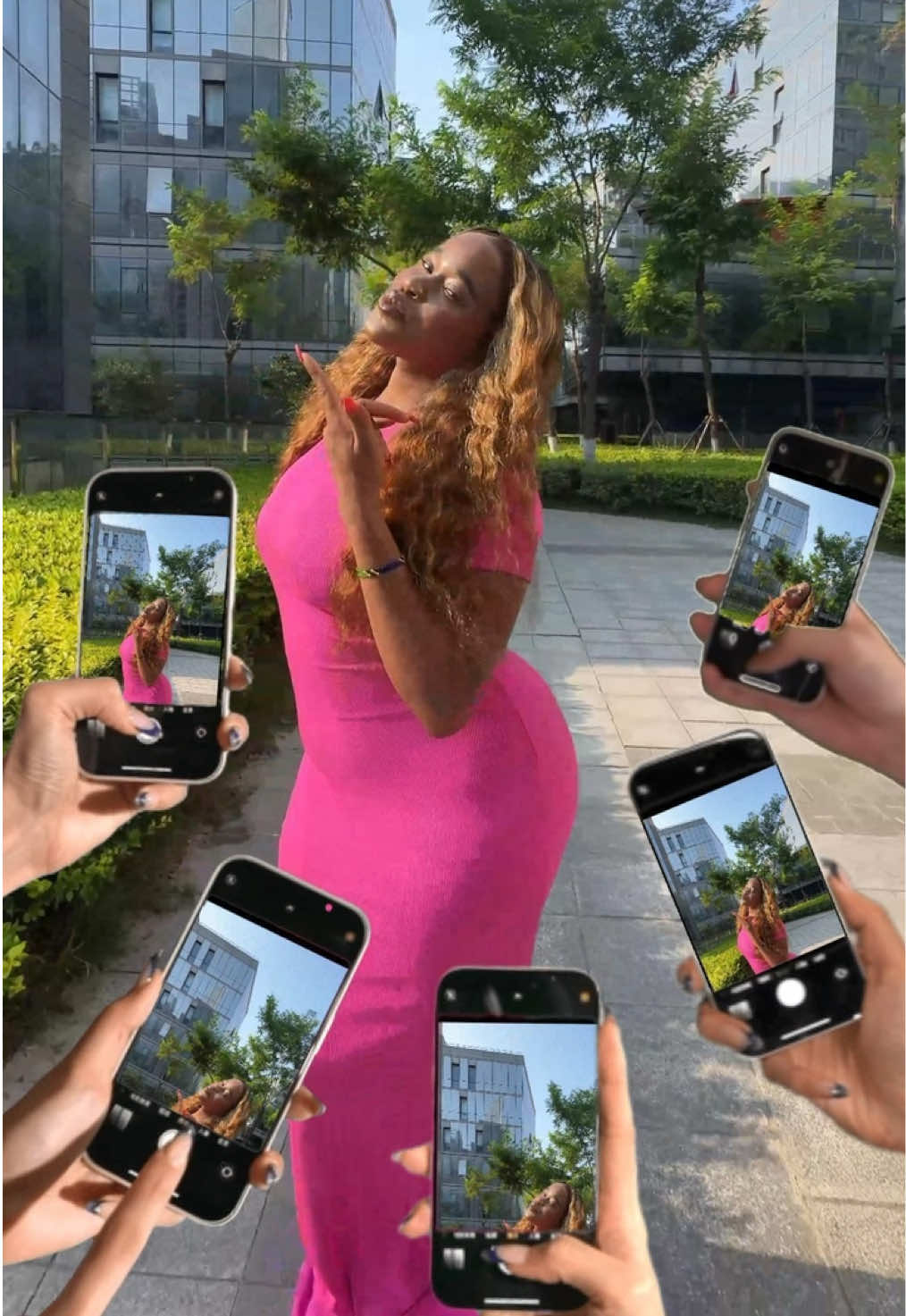 @megalook