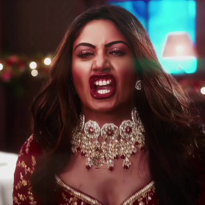 @🍂Surbhi Chandna🍂