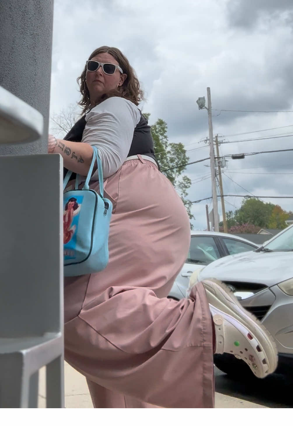 @momohughes69