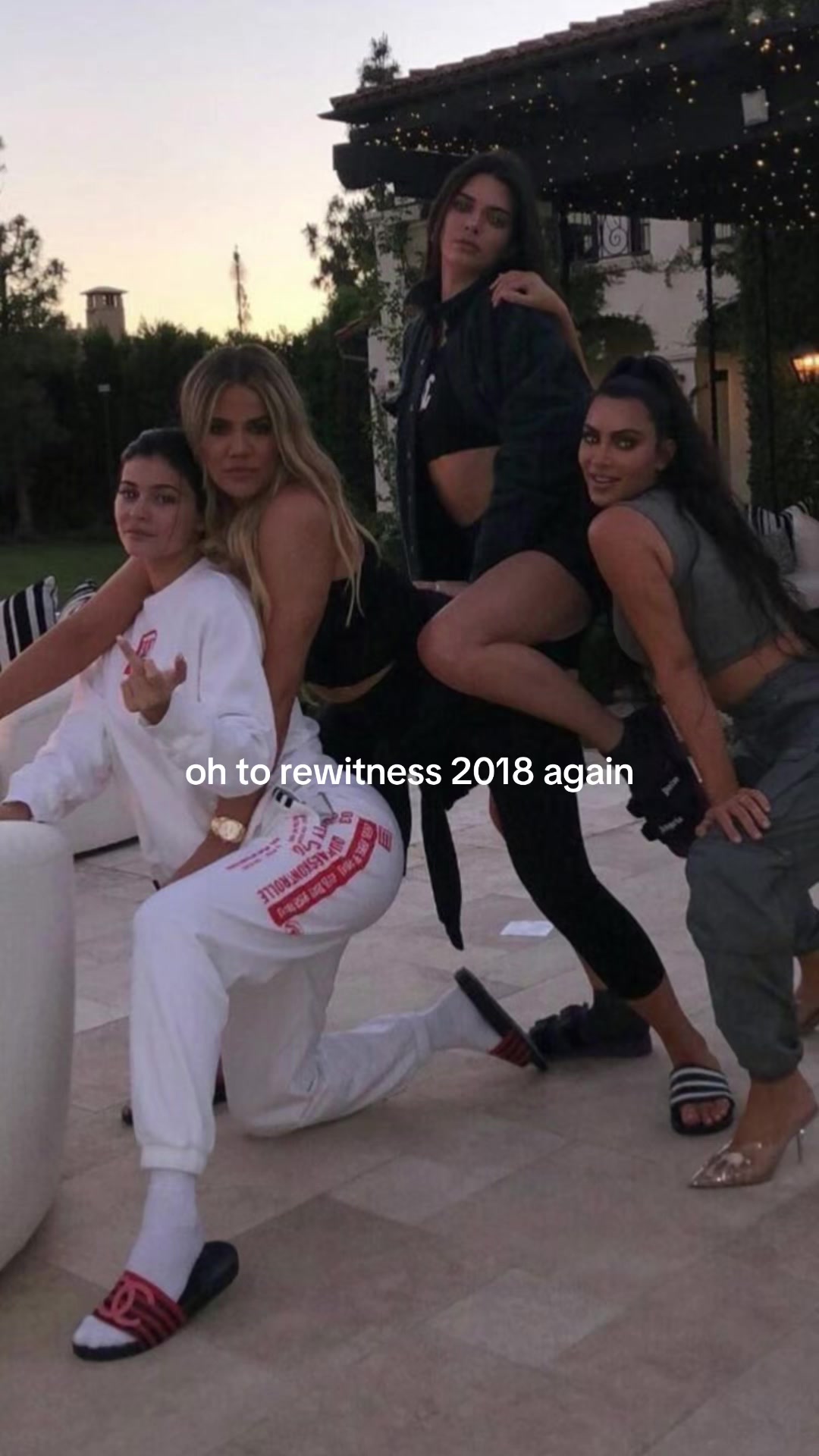 @♛