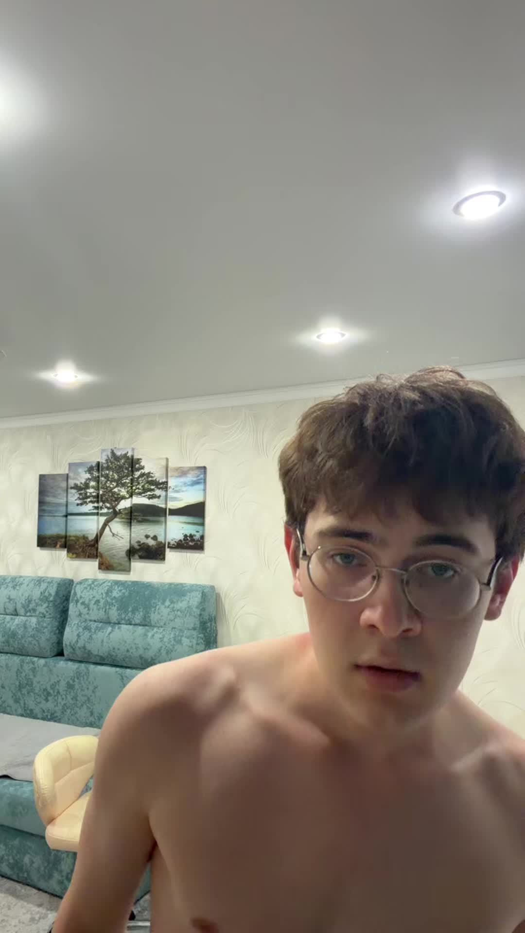 @Blutoniy