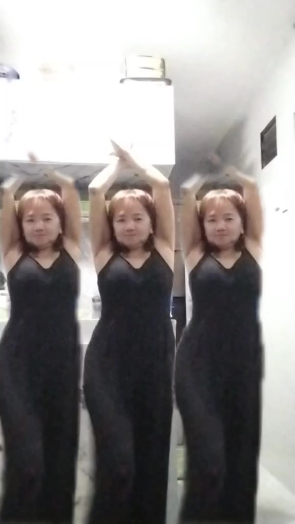@LolaAlyn